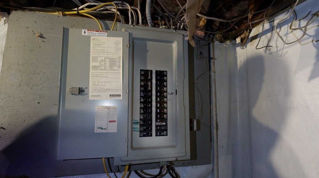 233 Park St, North Reading MA 01864-2573 exterior