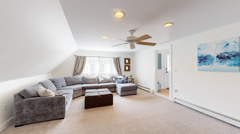 233 Park St, North Reading MA 01864-2573 exterior