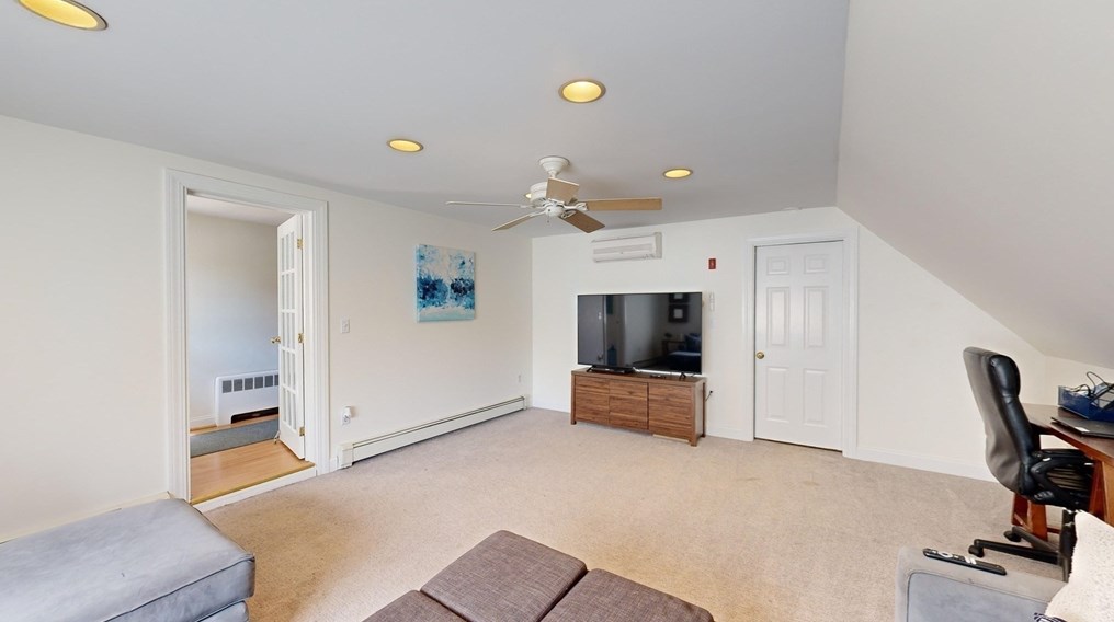 233 Park St, North Reading MA 01864-2573 exterior