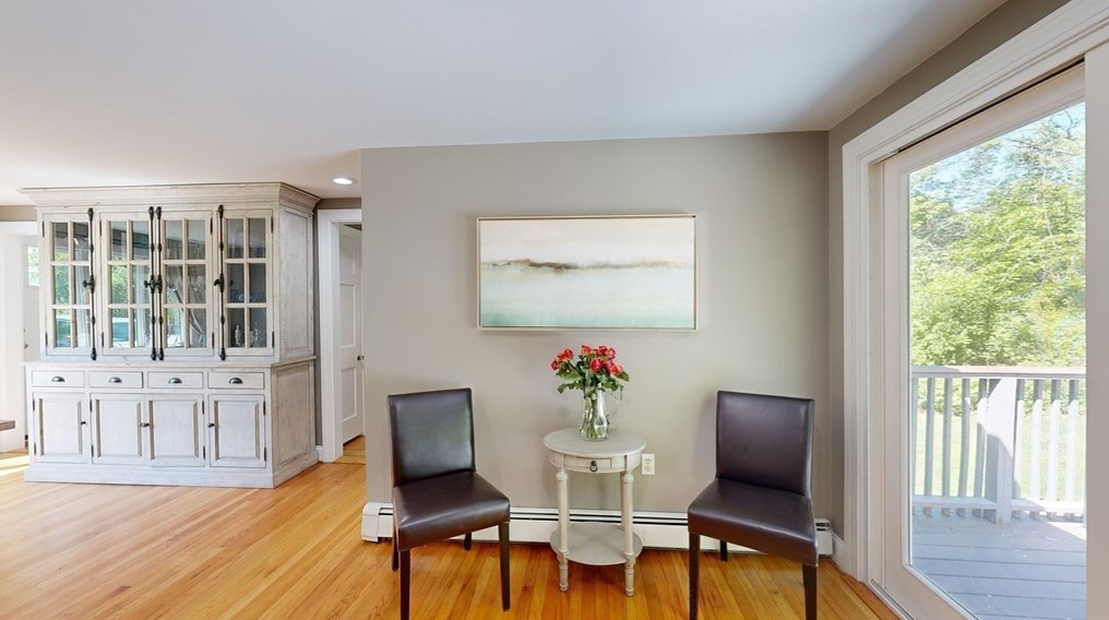 233 Park St, North Reading MA 01864-2573 exterior