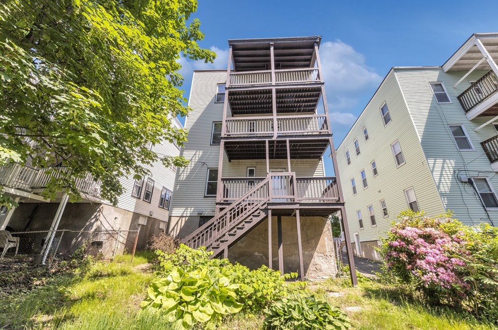 33 Child St, Boston MA exterior