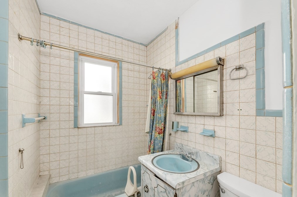 33 Child St, Boston MA exterior