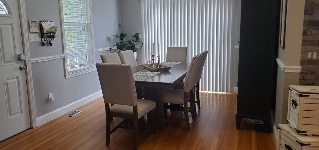 184 Matthew St, New Bedford MA 02740-1212 exterior