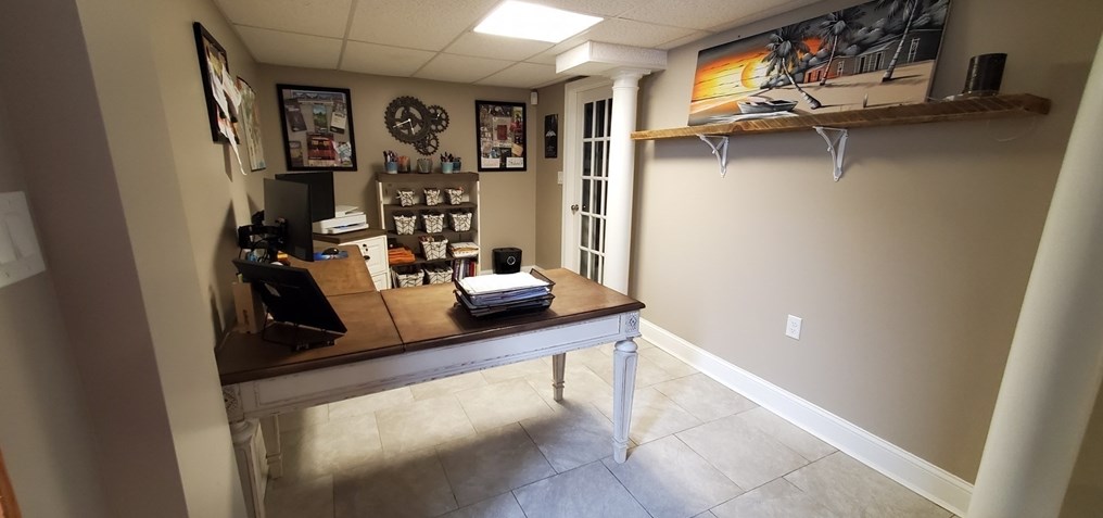 184 Matthew St, New Bedford MA 02740-1212 exterior