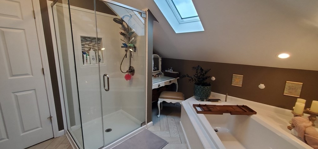 184 Matthew St, New Bedford MA 02740-1212 exterior