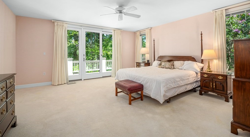 14 Choate Ln, Ipswich MA 01938-3013 exterior