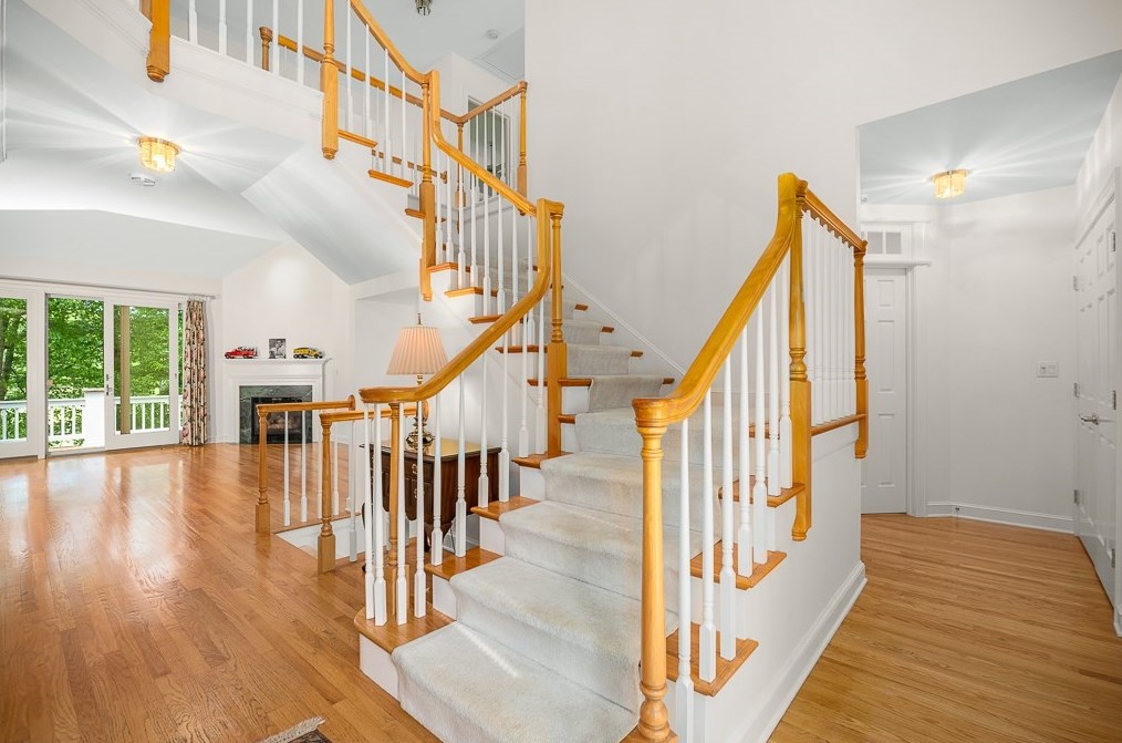 14 Choate Ln, Ipswich MA 01938-3013 exterior