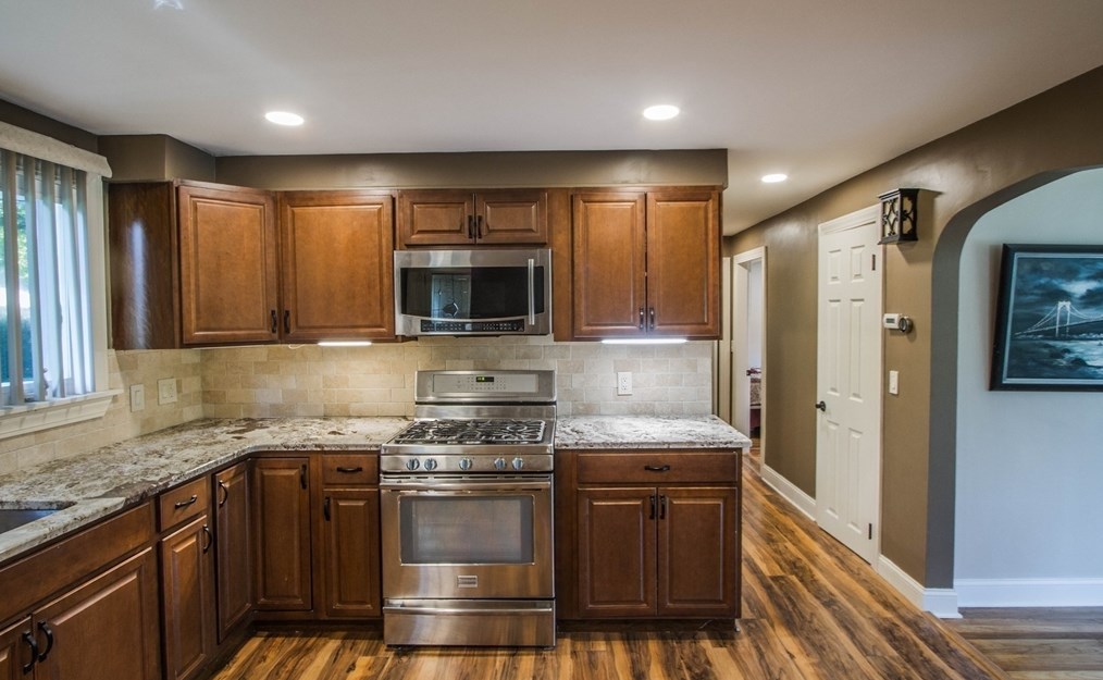 120 Orient St, Worcester MA 01604-2951 exterior