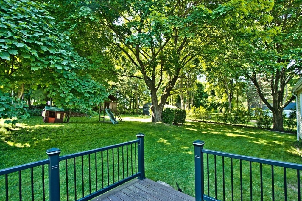 120 Orient St, Worcester MA 01604-2951 exterior