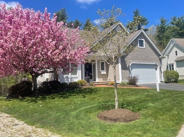 17 Holly Cir, Kingston, MA 02364 exterior