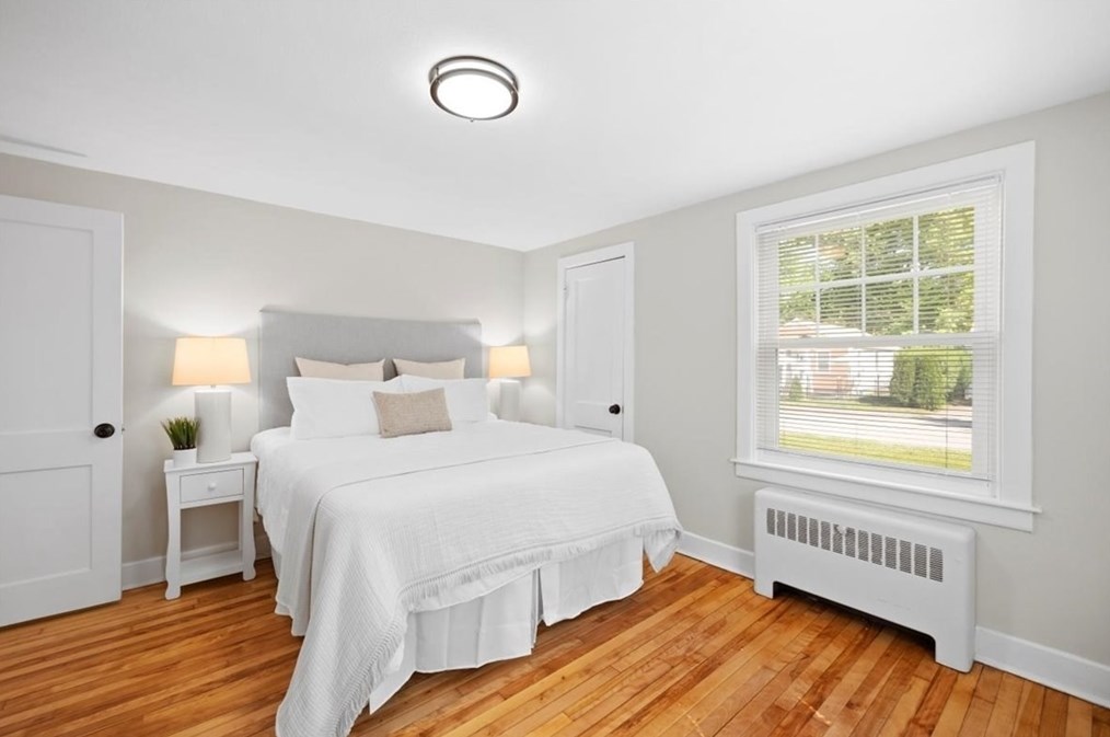 70 Border Ave, Seekonk MA 02771-3935 exterior