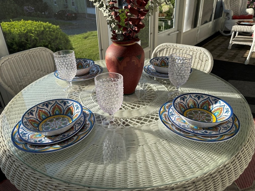 25 Clarence Ave, East Bridgewater MA 02324-2607 exterior