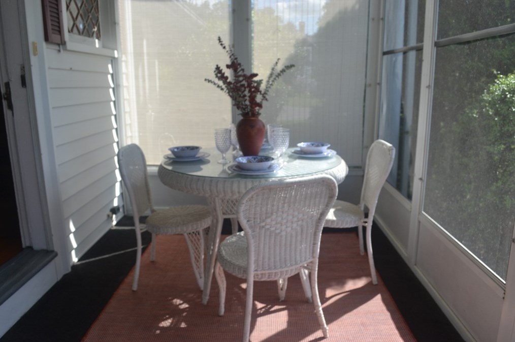 25 Clarence Ave, East Bridgewater MA 02324-2607 exterior