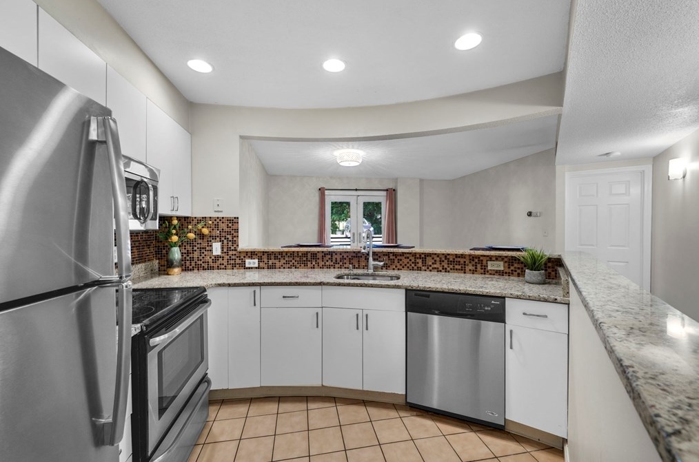 165 Cottage St #206, Chelsea, MA 02150