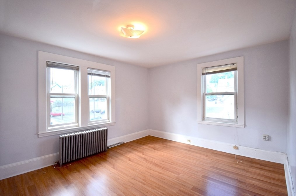 12 Parmenter Pl, Quincy MA  02169-6958 exterior