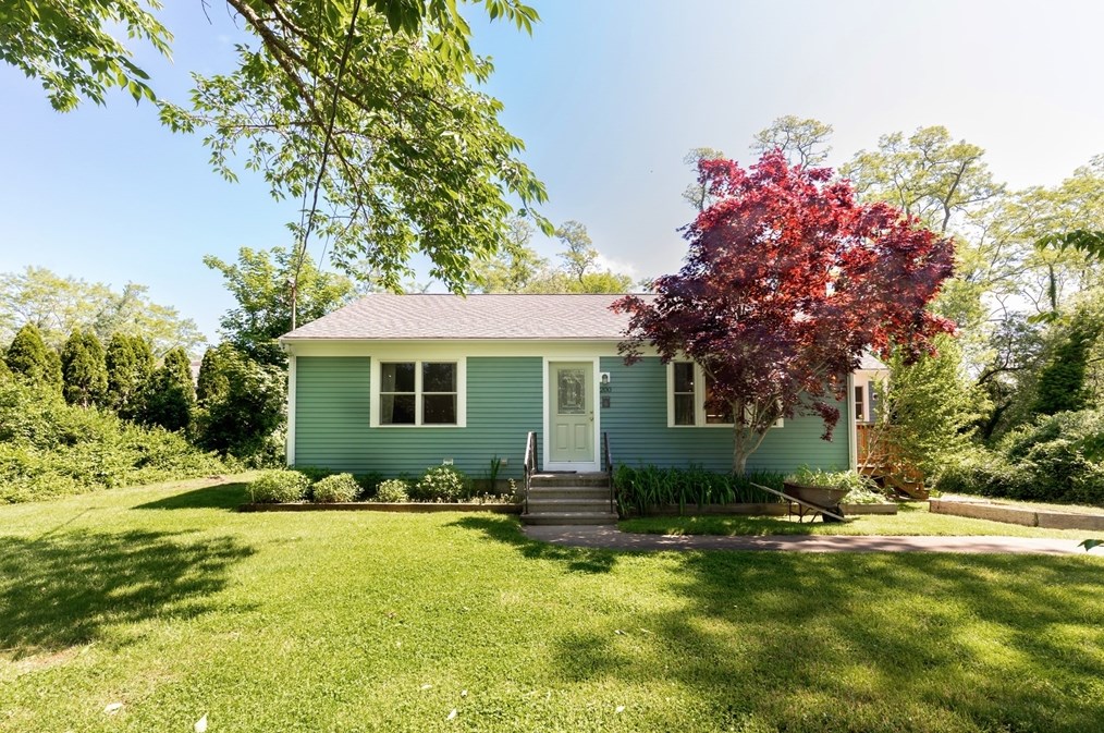 200 Hay Rd, Eastham, MA 02642