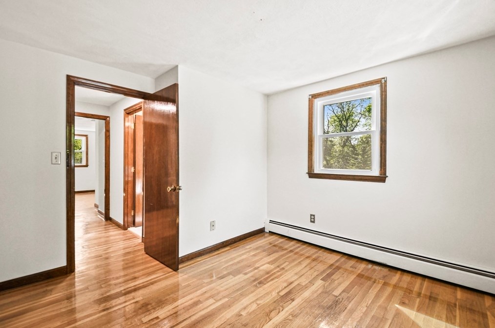 224 Littleton Rd, Chelmsford MA  01824-3306 exterior