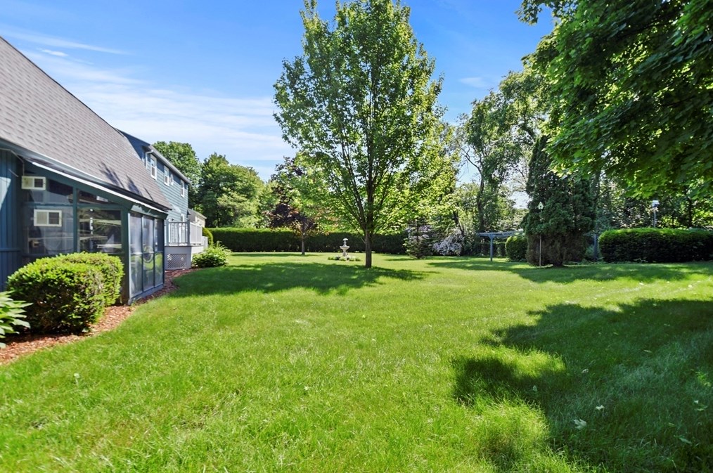 224 Littleton Rd, Chelmsford MA  01824-3306 exterior