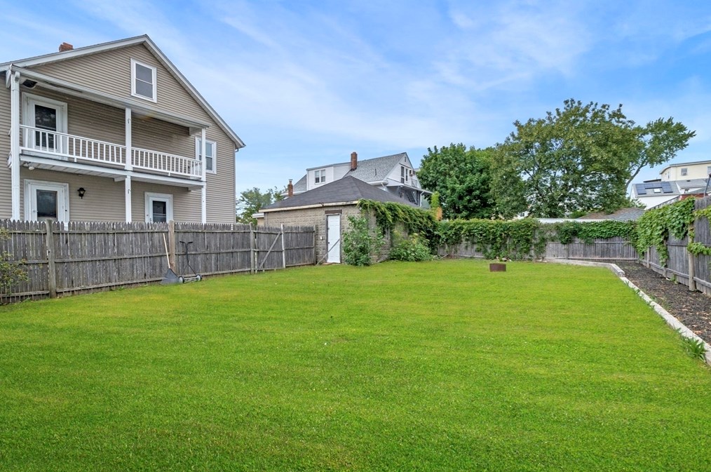 95 Jefferson Ave, Everett MA  02149-5420 exterior