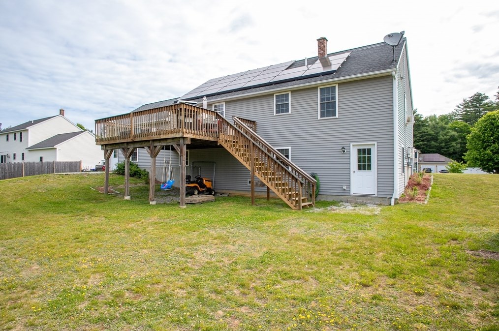 116 Bayberry Cir, Winchendon MA 01475-2269 exterior