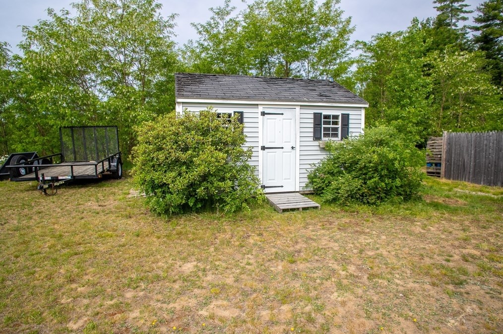 116 Bayberry Cir, Winchendon MA 01475-2269 exterior