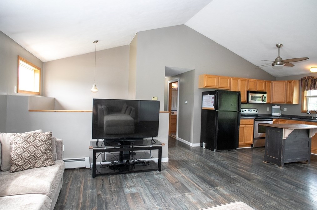 116 Bayberry Cir, Winchendon MA 01475-2269 exterior