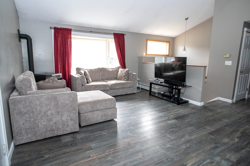 116 Bayberry Cir, Winchendon MA 01475-2269 exterior