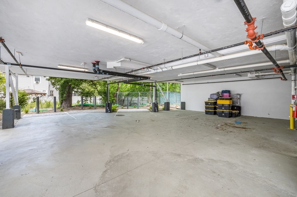 581 American Legion Hwy, Boston MA 02131 exterior