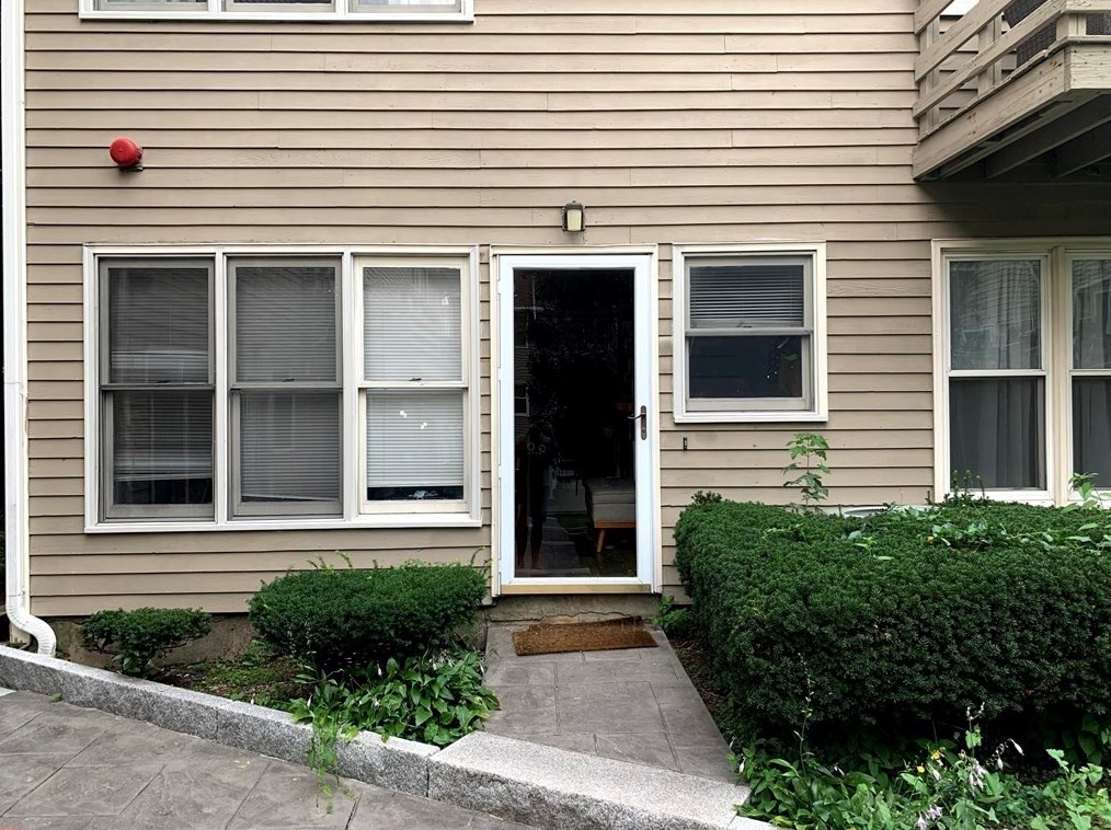 54 Crescent Ave, Boston MA  exterior