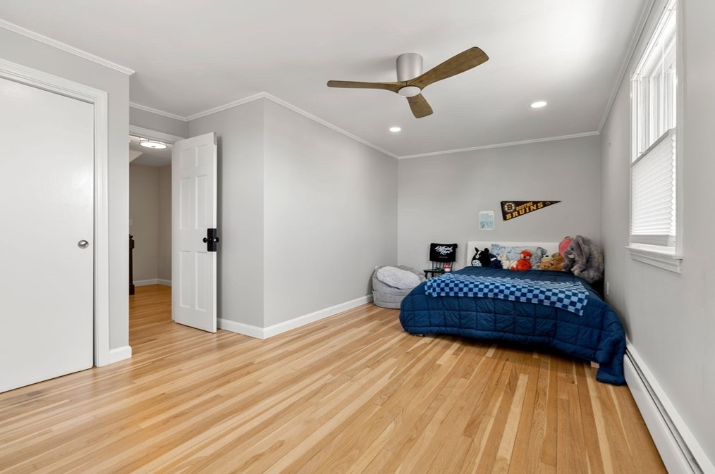 10 Fort Beach Ln, Marblehead MA 01945-3599 exterior