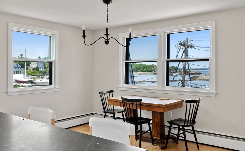 10 Fort Beach Ln, Marblehead MA 01945-3599 exterior