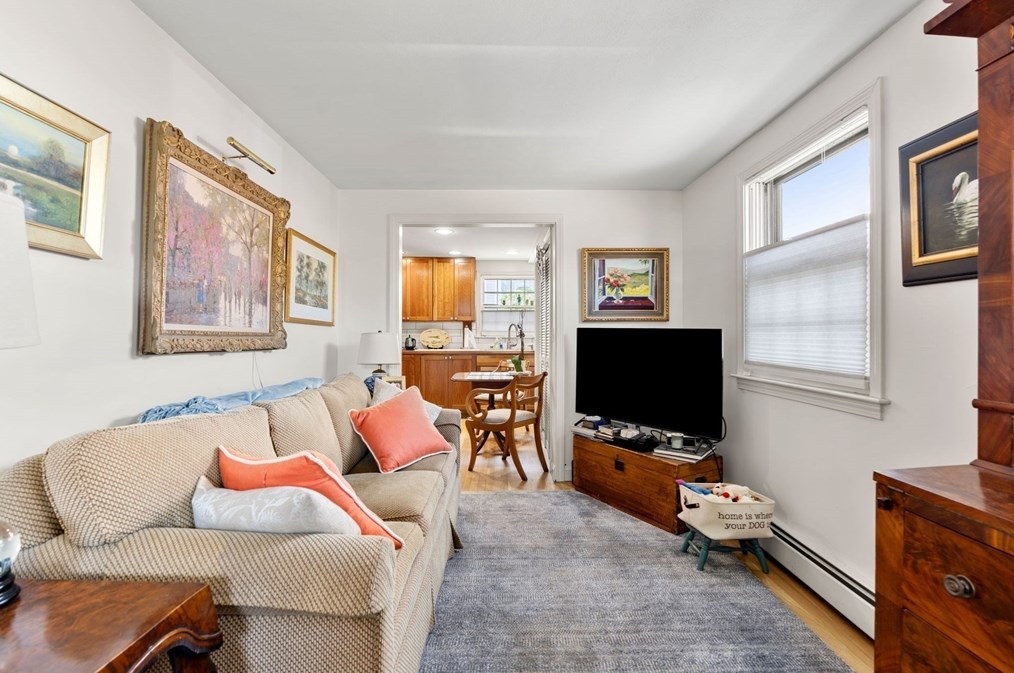 10 Fort Beach Ln, Marblehead MA 01945-3599 exterior