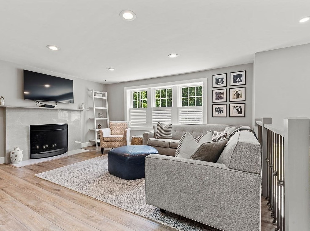 394 Winter St, Hanover MA 02339-2554 exterior