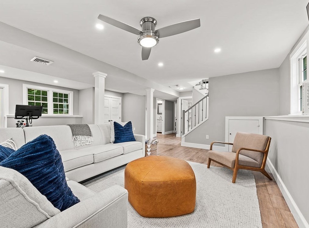 394 Winter St, Hanover MA 02339-2554 exterior