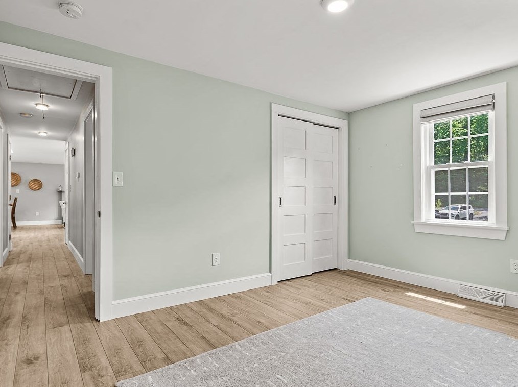 394 Winter St, Hanover MA 02339-2554 exterior