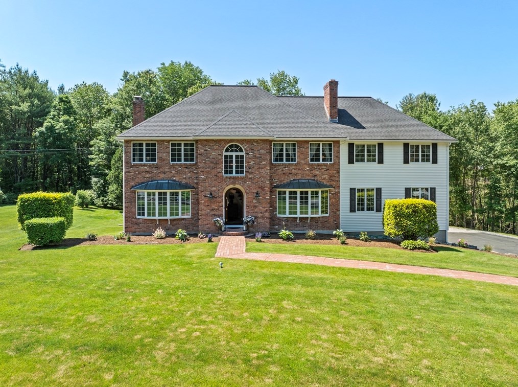 64 Whitewood Rd, Milford, MA 01757