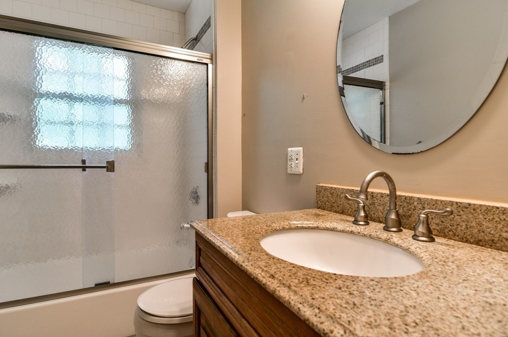 23 Priscilla Rd, Hopkinton MA  01748-2115 exterior