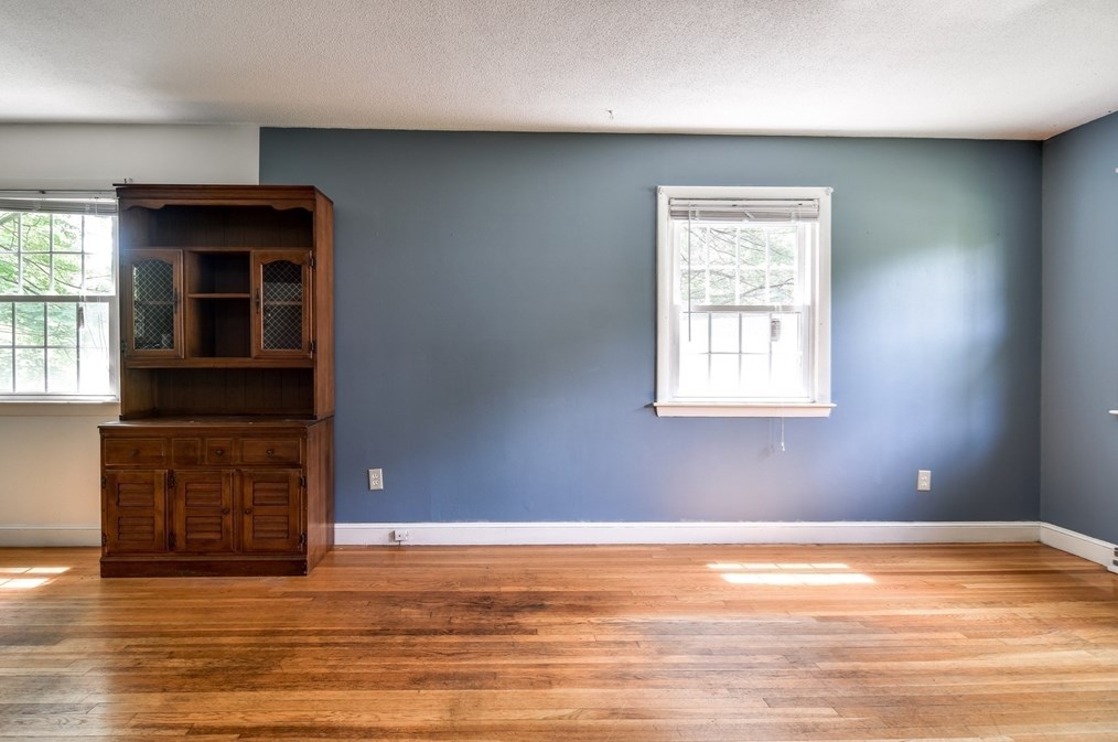 23 Priscilla Rd, Hopkinton MA  01748-2115 exterior