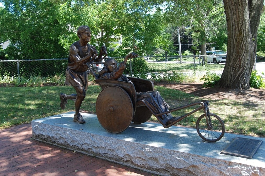 23 Priscilla Rd, Hopkinton MA  01748-2115 exterior