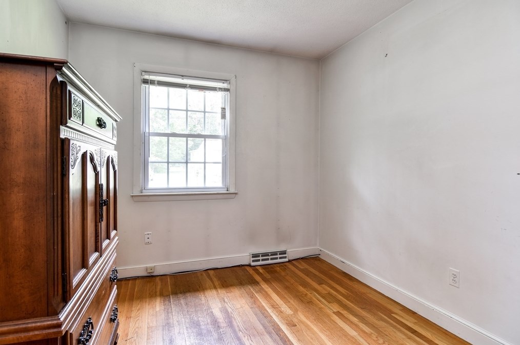 23 Priscilla Rd, Hopkinton MA  01748-2115 exterior