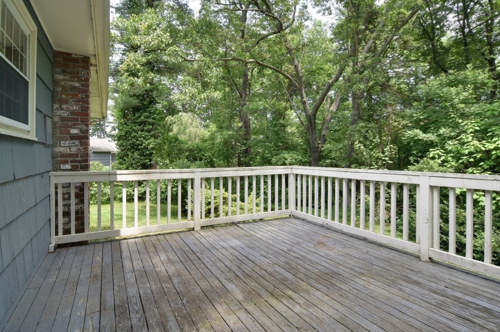 23 Priscilla Rd, Hopkinton MA  01748-2115 exterior