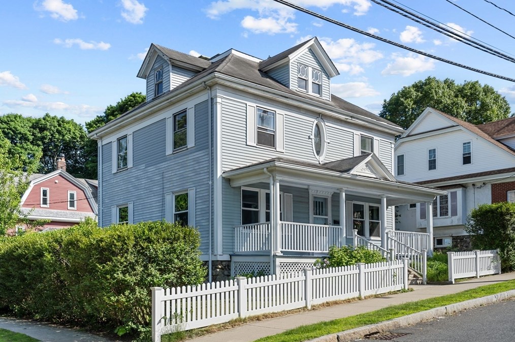 18 Highland Ave, Arlington, MA 02476