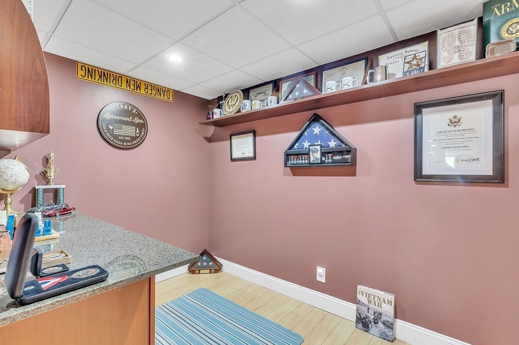 59 Radisson Ln, Montgomery MA 01085-3785 exterior