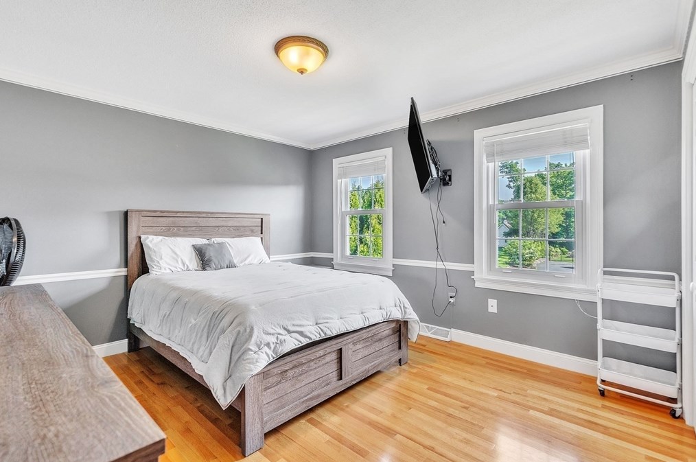 59 Radisson Ln, Montgomery MA 01085-3785 exterior