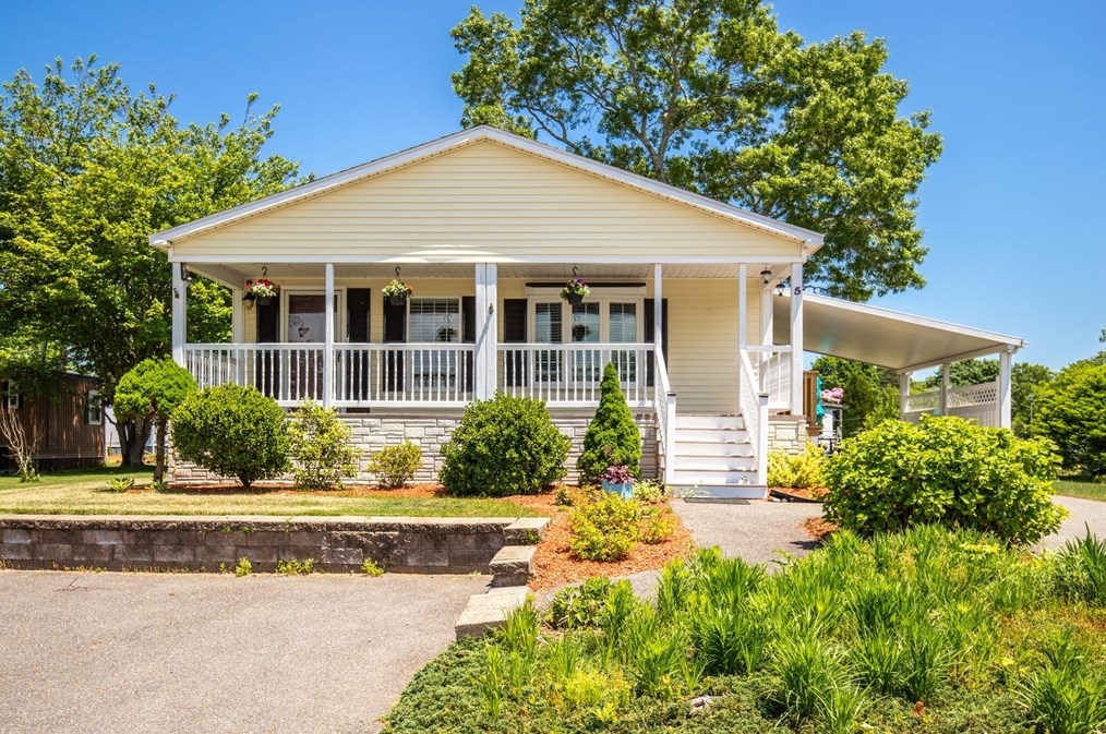 5 Fawn Dr, Plymouth, MA 02360-5038