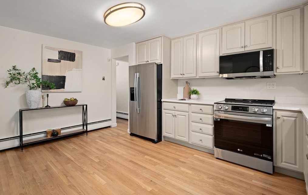 105 Central St, North Reading MA 01864-1709 exterior