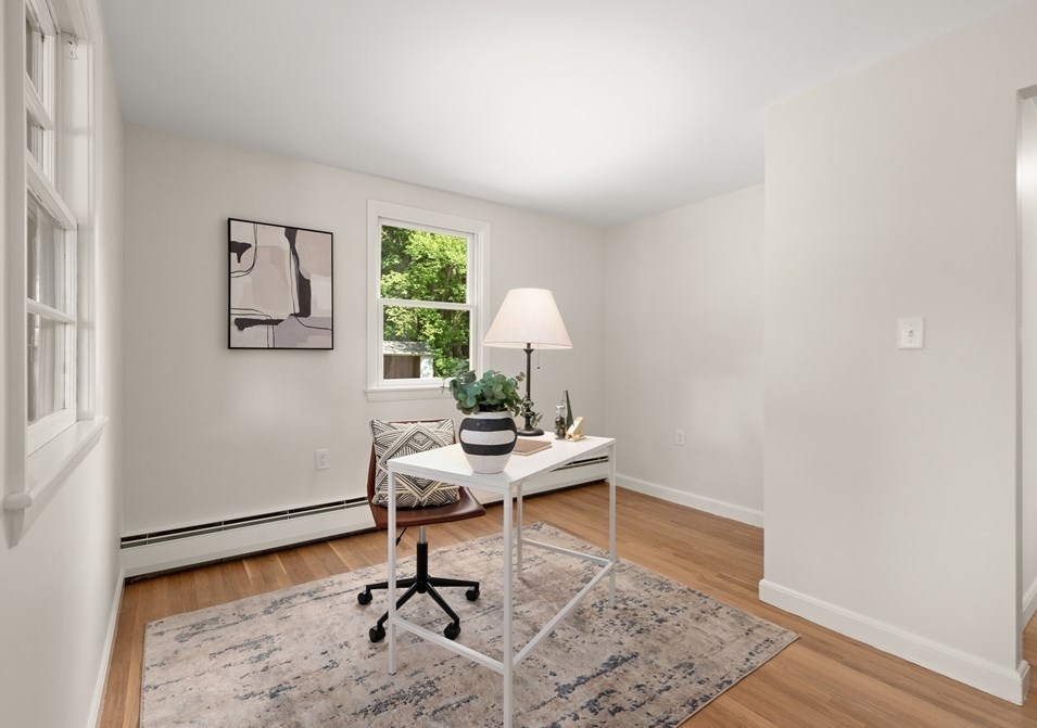 105 Central St, North Reading MA 01864-1709 exterior