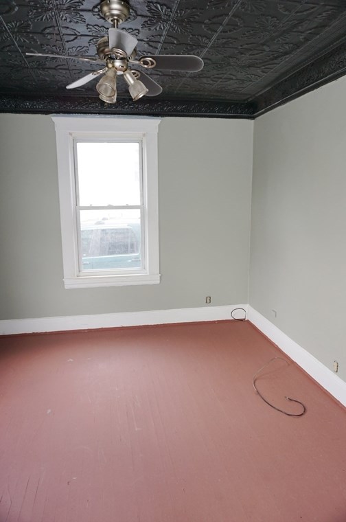 48 Stevens St, Lowell MA 01851-1208 exterior