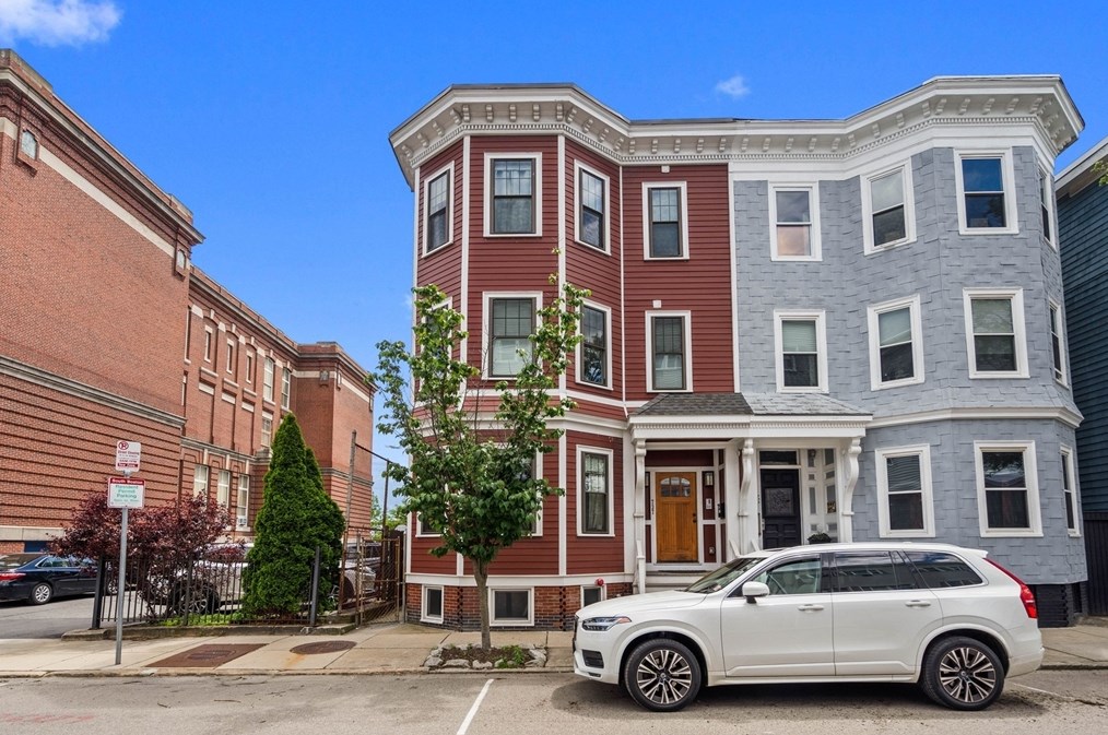 737 7th St, Boston MA  02127-4315 exterior