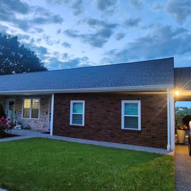 113 Summit Ave, Chelsea, MA 02150-0021